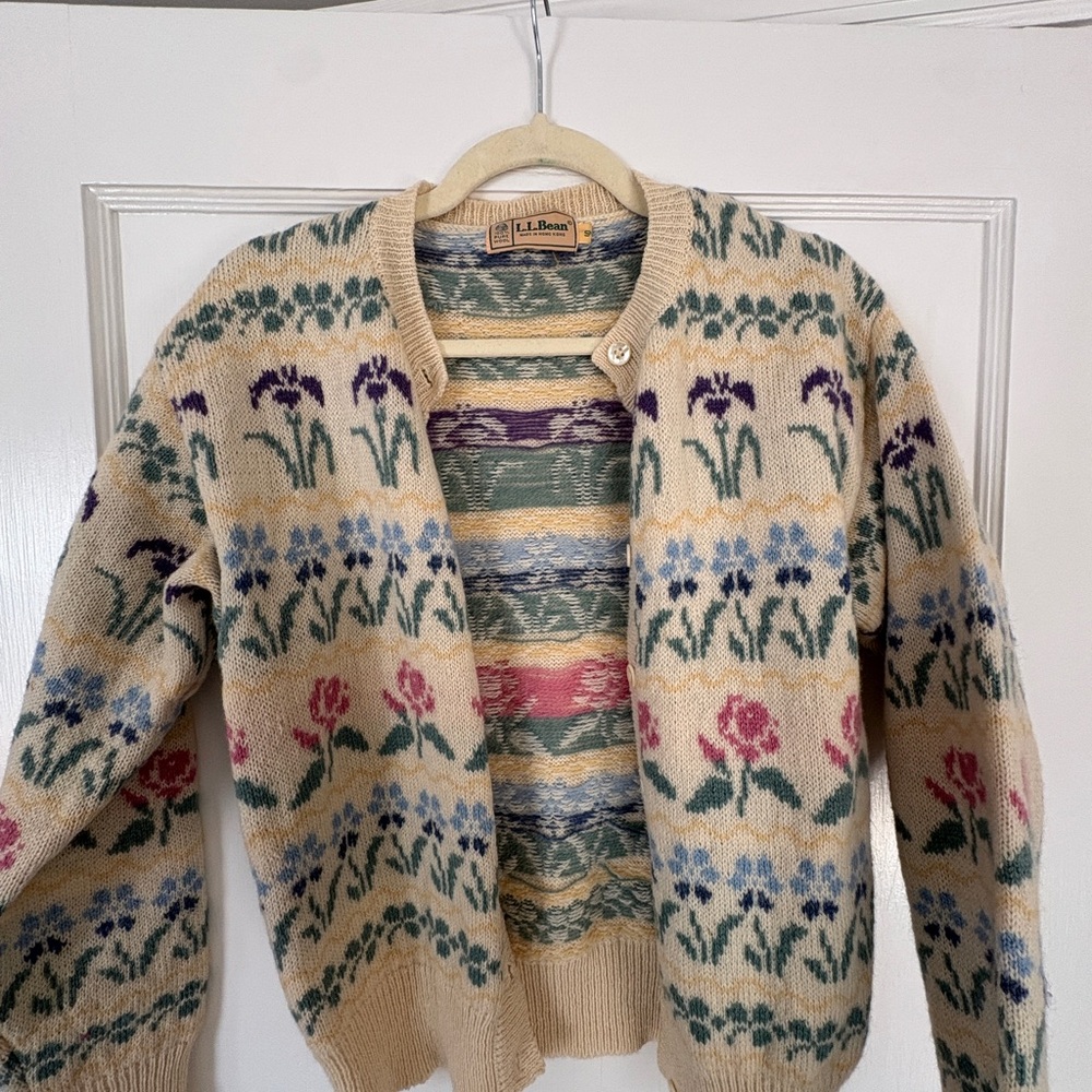 Vintage Floral Patterned Sweater